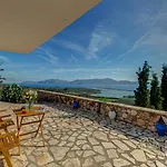 Nyaraló Karima With Sea View *